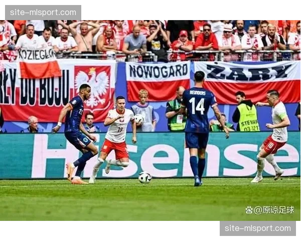 荷兰平民化阵容务实 德佩领衔锋线稳定性值得关注